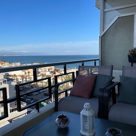 Apartamento Totalmente Reformado Con Piscina Y Jardines Al Lado De La Playa De La Carihuela Torremolinos Bagian luar foto