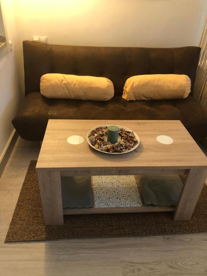 Apartamento Totalmente Reformado Con Piscina Y Jardines Al Lado De La Playa De La Carihuela Torremolinos Bagian luar foto