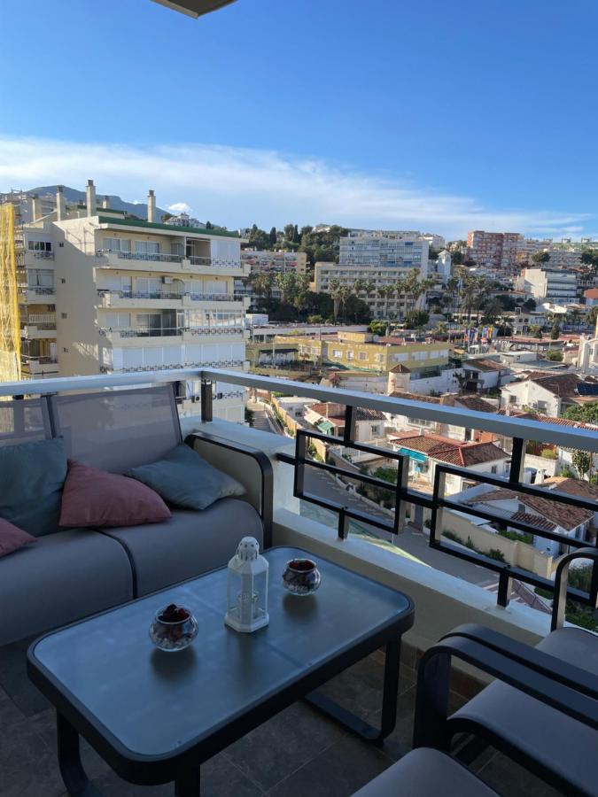 Apartamento Totalmente Reformado Con Piscina Y Jardines Al Lado De La Playa De La Carihuela Torremolinos Bagian luar foto